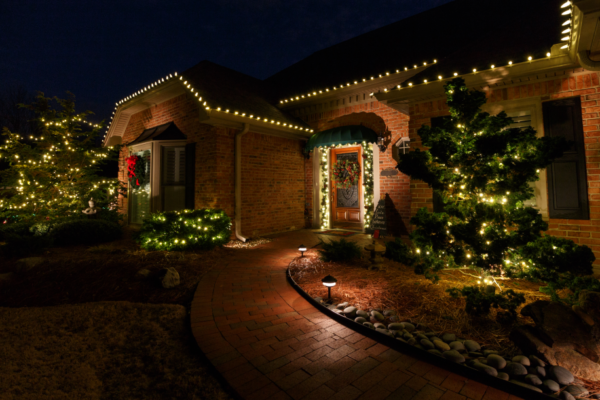 outdoor lighting for backyard parties